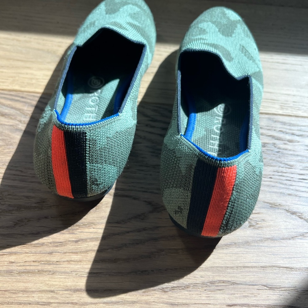 Rothys The Flat in Camo Size 7